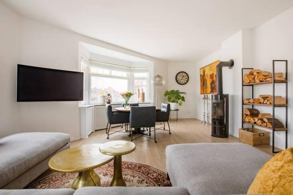 Luxury Apartment Within 30 Meters Of The Harbour Scheveningen L'Aia Esterno foto